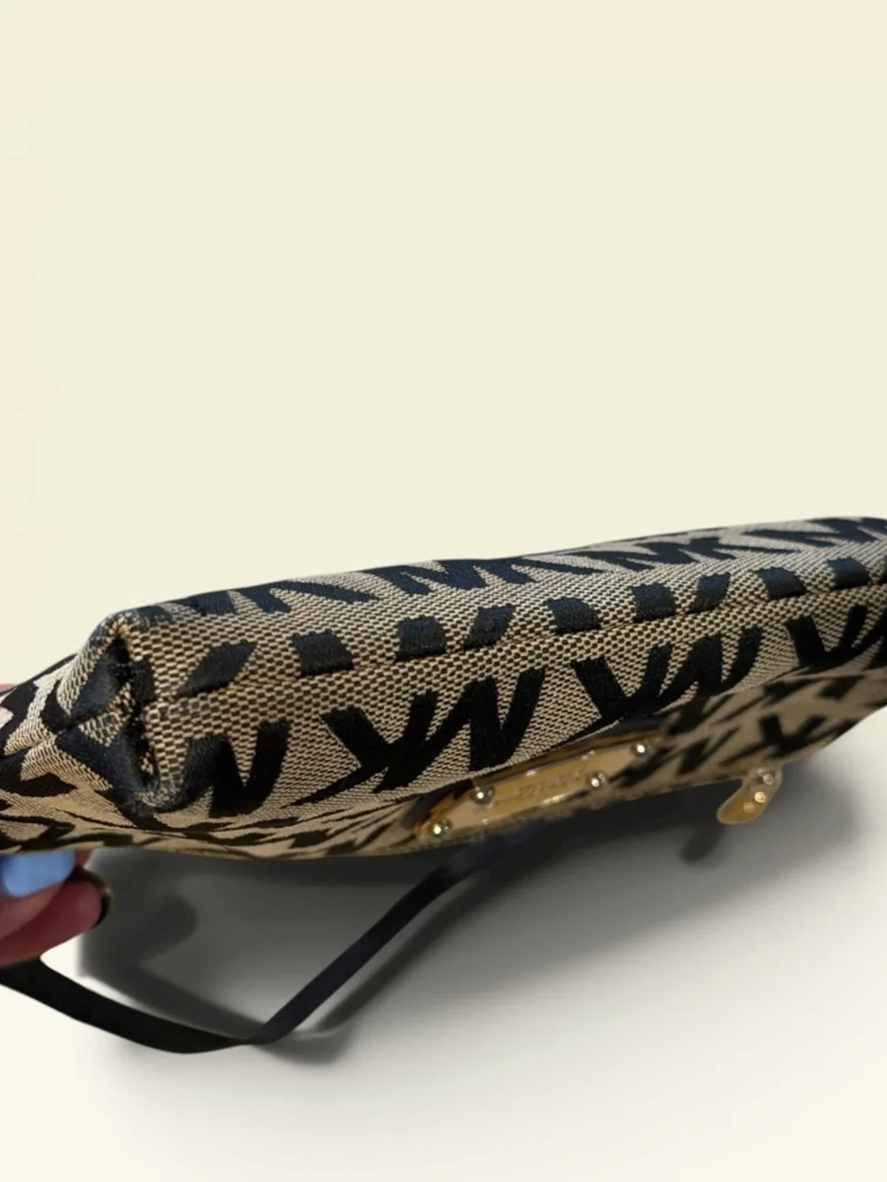 Michael Kors Black Logo & Beige/Tan Tote with Gold Accent and Matching Wristlet - Picture 10 of 16
